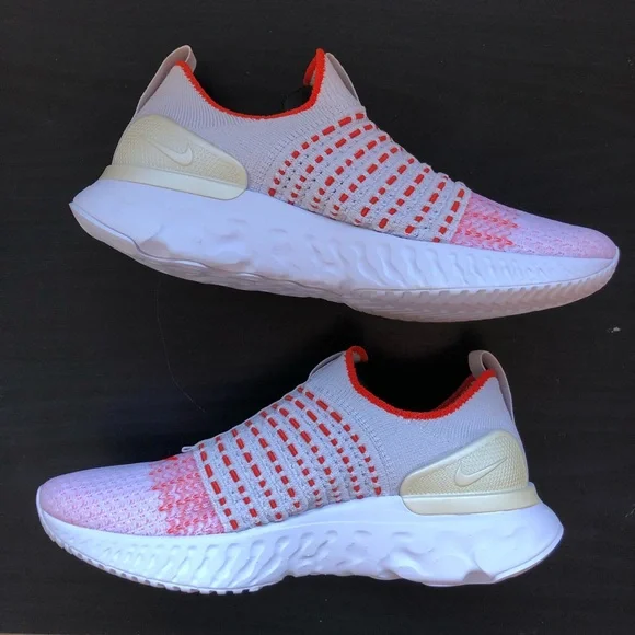 Nike Phantom React Flyknits. Brand new! Women’s Sz 6.5 - Picture 4 of 10
